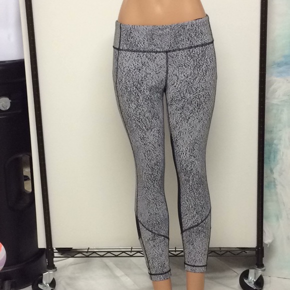 Lululemon Pace Perfect 7/8 tights